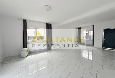 Casă individuală cu 4 camere decomandat cu Canalizare în Berceni