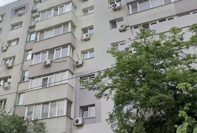 Apartament cu 3 camere decomandat în Grivița