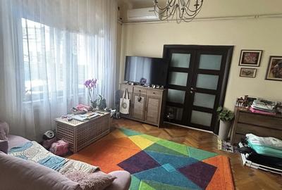 Apartament cu 2 camere semidecomandat în Centrul Civic