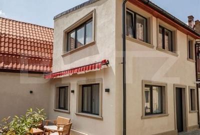 Casă cu 2 camere în Noua