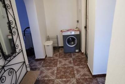 Apartament semidecomandat în Iris