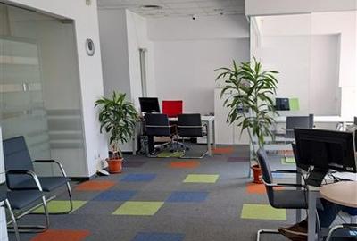 Spațiu comercial, de 135 mp, în Central