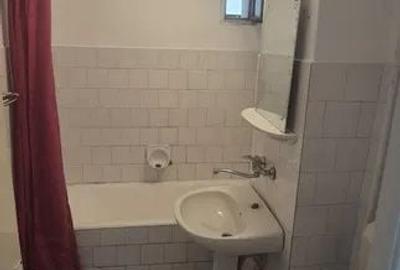 Apartament cu 3 camere decomandat în Soarelui - 3