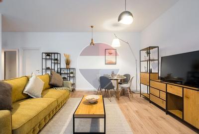 Apartament cu 3 camere decomandat, mobilat în Calea Victoriei