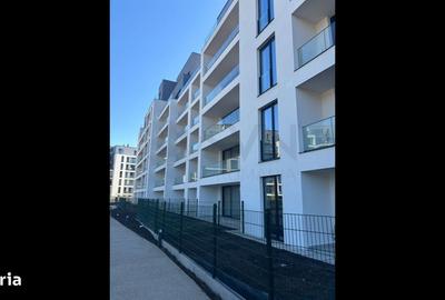 Apartament cu 3 camere decomandat în Băneasa - 2