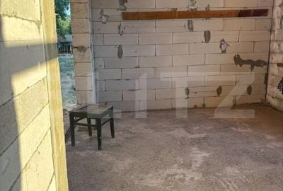 Casă cu 5 camere cu Teren 1400 Mp în Central