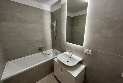 Apartament cu 2 camere decomandat, mobilat în Tractorul - 4