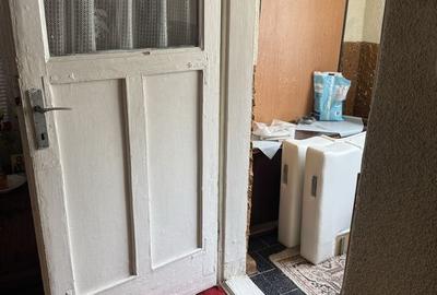 Casă cu 4 camere în Exterior Vest