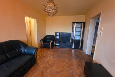 Apartament cu 2 camere, mobilat în Pajura