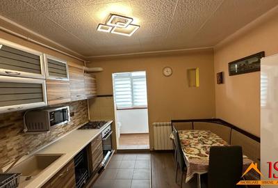 Apartament cu 2 camere decomandat în Vasile Aaron - 5