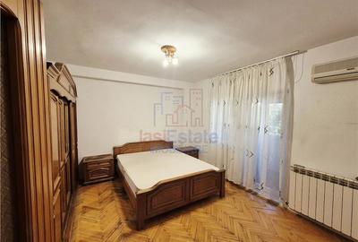 Apartament cu 2 camere decomandat în Filiași