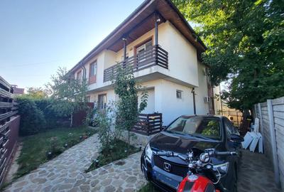 Casă cu 5 camere cu Canalizare în Sud-Est