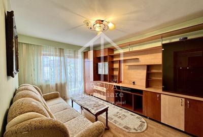 Apartament cu 3 camere decomandat în Valea Aurie
