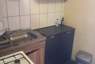 Garsonieră decomandată în Tractorul - 2