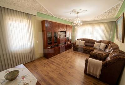 Apartament cu 4 camere decomandat, mobilat în Lunca Cetățuii