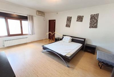 Apartament cu 2 camere decomandat, mobilat în Polonă - 8