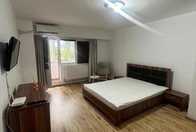 Garsonieră decomandată, mobilată în Basarabia
