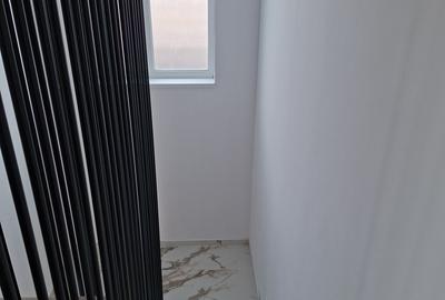 Casă cu 5 camere cu Teren 613 Mp în Malu Mare