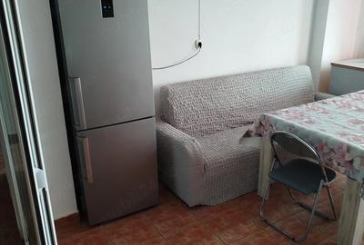 Apartament cu 2 camere decomandat în Buzaului