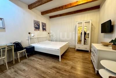 Apartament cu 2 camere semidecomandat, mobilat în Central - 1