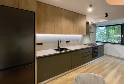 Apartament cu 3 camere decomandat, mobilat în Centrul Istoric - 2