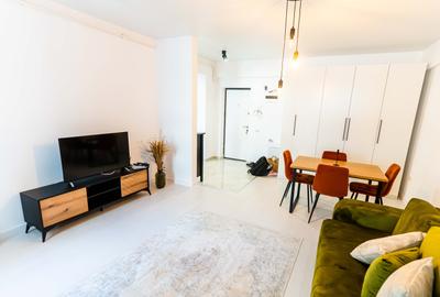 Apartament cu 2 camere decomandat în Trafic Greu
