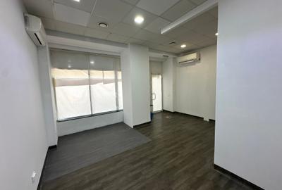 Spațiu comercial, de 37 mp, în Apusului