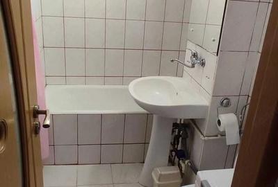 Apartament cu 2 camere decomandat în Tudor