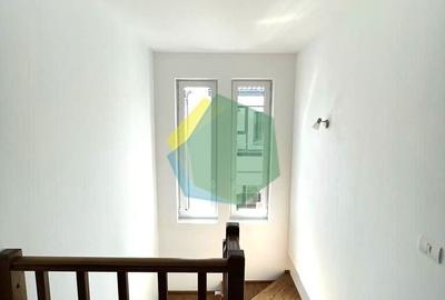 Casă cu 3 camere cu Teren 220 Mp în Central