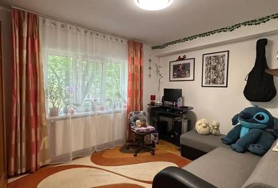 Apartament cu 2 camere semidecomandat în Micro 16