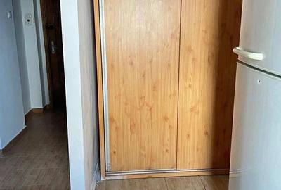 Apartament cu 3 camere decomandat în Casa de Cultură - 1
