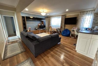 Apartament cu 3 camere semidecomandat în Iris