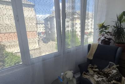 Apartament cu 2 camere semidecomandat în Central - 1