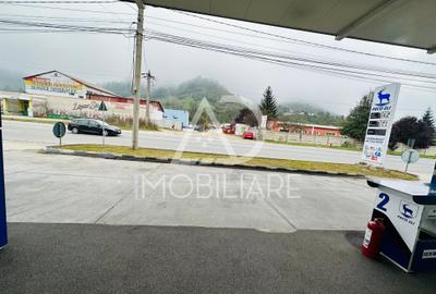 Spațiu comercial, de 700 mp, în 9 Mai - 7