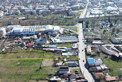 Teren Construcții intravilan de 2146 mp, în Vest - 5