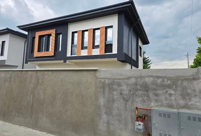 Casă individuală cu 4 camere cu Teren 260 Mp în Central - 2