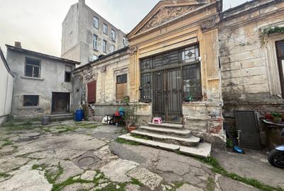 Casă individuală cu 4 camere cu Teren 283 Mp în Unirii - 1