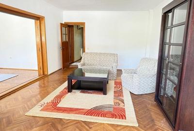 Casă cu 10 camere cu Teren 1200 Mp în Central - 12