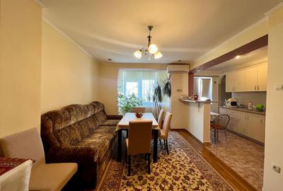 Apartament cu 4 camere decomandat, mobilat în Central - 1