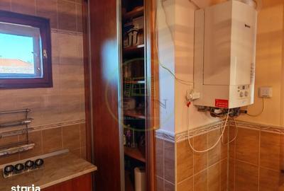 Casă cu 5 camere cu Teren 1300 Mp în Ideciu de Jos