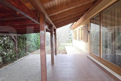 Casă cu 4 camere cu Teren 1674 Mp în Central - 11
