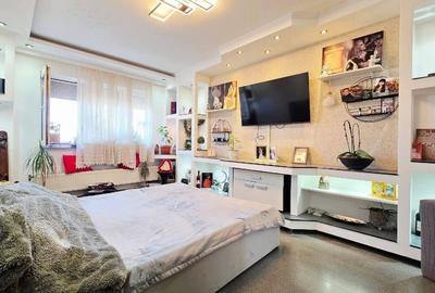 Apartament cu 3 camere decomandat, mobilat în UTA - 4