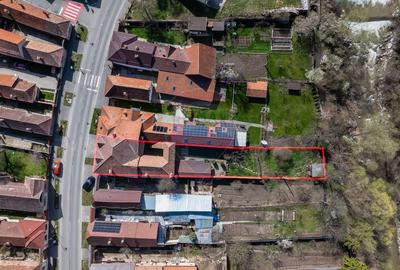 Casă cu 7 camere cu Teren 450 Mp în Central - 3