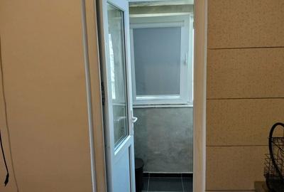 Garsonieră decomandată în Est - 2
