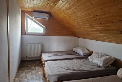 Casă cu 10 camere cu Teren 300 Mp în Central - 3