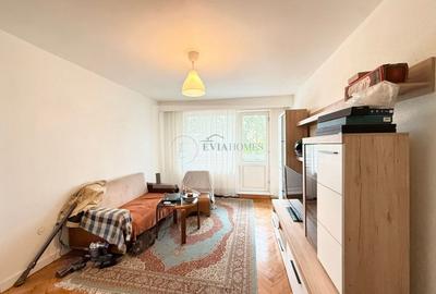 Apartament cu 3 camere semidecomandat, mobilat în Gheorgheni