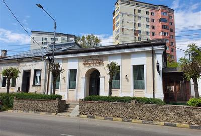 Spațiu comercial, de 250 mp, în Ultracentral