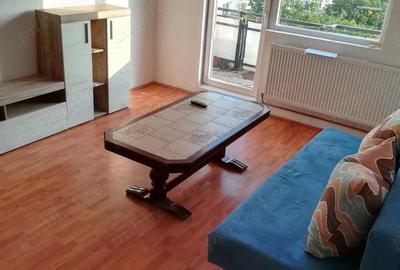 Apartament cu 3 camere decomandat în Aradul Nou