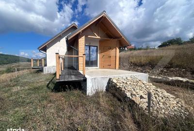 Casă cu 4 camere în Ciurila