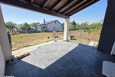 Casă cu 4 camere în Becicherecu Mic